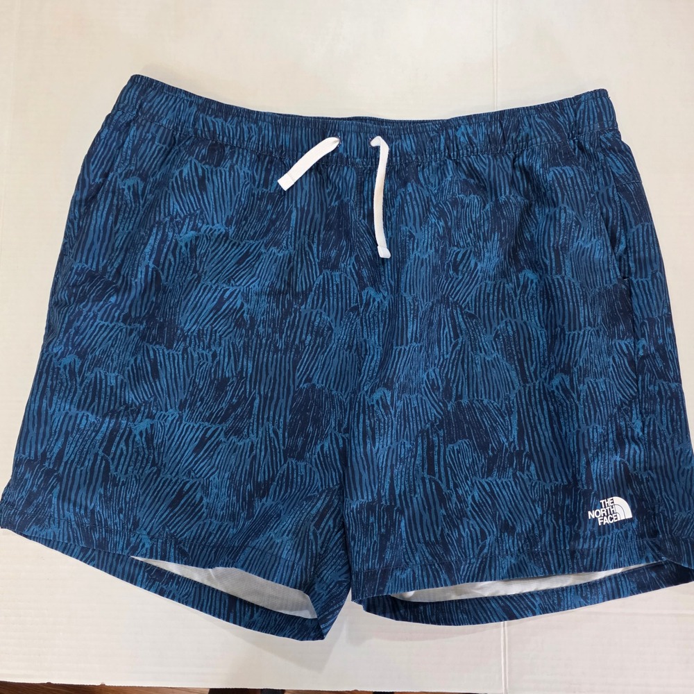 The North Face Printed Action 2.0 Shorts Men XL Blue FlashDry Stretch Drawstring
